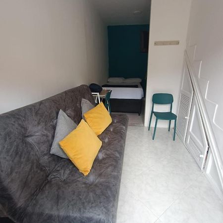 Confortable Habitacion En Apartamento Amoblado Jardín Exterior photo